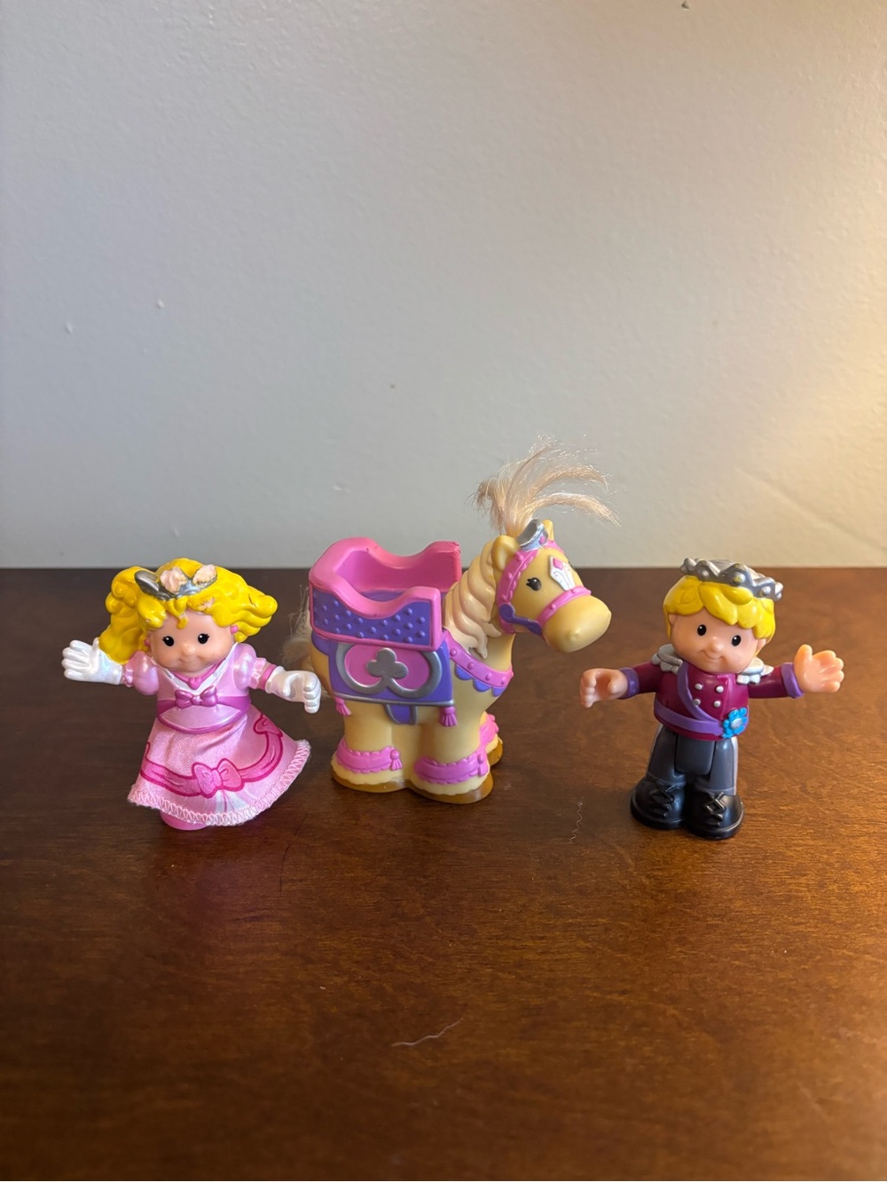 Fisher Price Little People PRINCE PRINCESS HORSE Loose Replacement Palace Figure